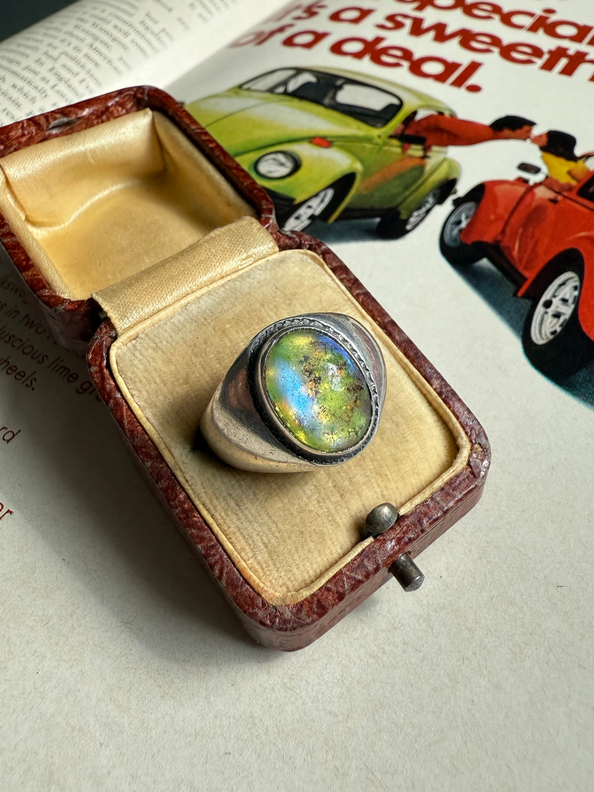 Chunky Green Stone Sterling Silver Ring Size 12.25