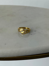 Load image into Gallery viewer, Vintage Flush Set Diamond 18k Gold Ring Size 7
