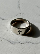 Load image into Gallery viewer, James Avery Sterling Silver Cross Ring Size 10
