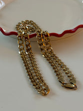 Load image into Gallery viewer, Vintage Gold Vermeil Cuban Link Chain 22”
