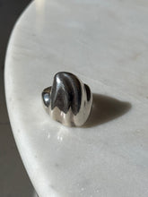 Load image into Gallery viewer, Solid Sterling Silver Ring Size 7
