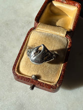 Load image into Gallery viewer, Vintage Swan Sterling Silver Ring Size 9.25
