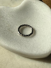 Load image into Gallery viewer, Vintage Sterling Silver Band Size 7
