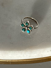 Load image into Gallery viewer, Vintage Turquoise Flower Sterling Silver Ring Size 2.5
