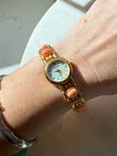 Load image into Gallery viewer, Vintage Goldtone Wrist Watch 7.25”
