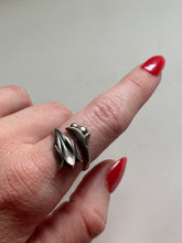 Load image into Gallery viewer, Tulip Bypass Sterling Silver Ring
