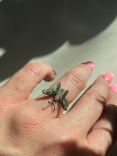 Load image into Gallery viewer, Abalone Butterfly Vintage Sterling Silver Ring
