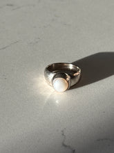 Load image into Gallery viewer, Solid Sterling Silver Pearl Ring Size 6.25
