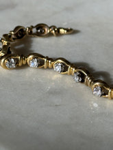 Load image into Gallery viewer, Vintage Solid 18k Yellow Gold 2.0ctw Natural Diamond Bracelet
