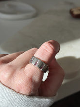 Load image into Gallery viewer, Vintage Sterling Silver Ring Size 7
