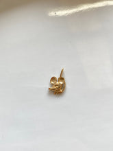 Load image into Gallery viewer, Mouse 14k Gold Charm
