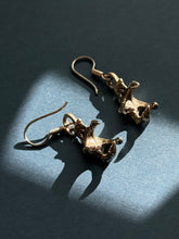 Load image into Gallery viewer, Vintage Claw Sterling Silver Earrings
