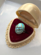 Load image into Gallery viewer, Abalone Shell Vintage Sterling Silver Ring
