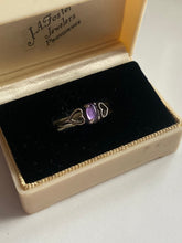 Load image into Gallery viewer, Amethyst Cabochon Sterling Silver Heart Ring

