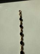 Load image into Gallery viewer, Black Onyx 1/20 12k Gold Fill Bracelet 7.25”
