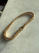 Load image into Gallery viewer, Vintage 14k Yellow Gold Bracelet 6.75”
