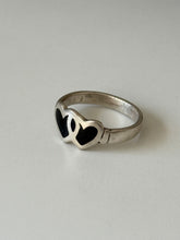 Load image into Gallery viewer, Black Enamel Double Heart Sterling Silver Ring Size 5.25
