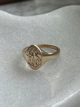 Load image into Gallery viewer, Vintage Solid 10k Gold Signet Ring Size 6.75
