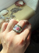 Load image into Gallery viewer, Floral Enamel Sterling Silver Ring Size 9.25
