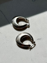 Load image into Gallery viewer, Vintage Sterling Silver Oblong Hoop Earrings
