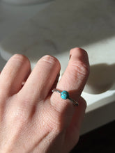 Load image into Gallery viewer, Vintage Turquoise Sterling Silver Ring Size 10
