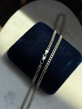 Load image into Gallery viewer, Vintage Italian Solid Sterling Silver Cuban Link Chain 20”
