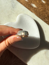 Load image into Gallery viewer, Milor Italy Sterling Silver Ring Size 8.75
