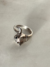 Load image into Gallery viewer, Blue Sapphire Sterling Silver Feline Ring Size 5.75
