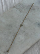 Load image into Gallery viewer, Diamond Flower 14k Gold Bracelet
