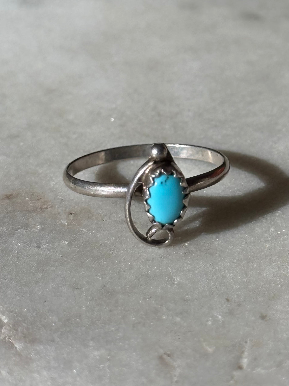 Vintage Turquoise Sterling Silver Dainty Ring Size 6