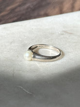 Load image into Gallery viewer, Vintage Pearl Sterling Silver Ring Size 7.75
