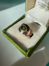 Load image into Gallery viewer, Peridot Sterling Silver &amp; 18k Gold Ring Size 6.5
