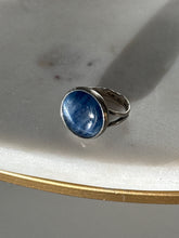 Load image into Gallery viewer, Blue Sapphire Sterling Silver Ring Size 6
