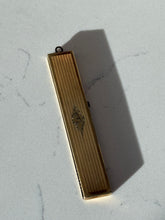 Load image into Gallery viewer, Antique 1922 Goldtone Retractable Comb
