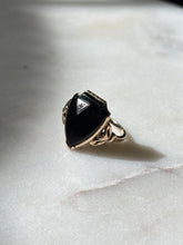 Load image into Gallery viewer, Vintage Black Onyx 10k Gold Ring Size 6
