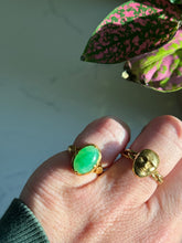 Load image into Gallery viewer, Vintage 20.9k Solid Gold Jade Ring Size 3.25
