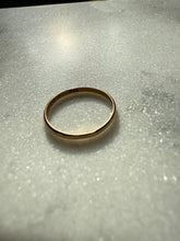 Load image into Gallery viewer, Dainty 14k Yellow Gold Ring Size 6.75
