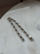 Load image into Gallery viewer, Vintage Sterling Silver Bracelet 8”
