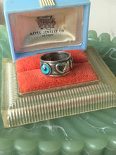 Load image into Gallery viewer, Vintage Eye Love You Sterling Silver Ring Size 7.25
