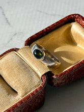 Load image into Gallery viewer, Vintage Peridot Sterling Silver Ring Size 7
