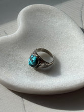 Load image into Gallery viewer, Vintage Turquoise Sterling Silver Ring Size 9
