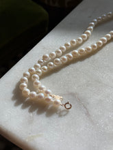 Load image into Gallery viewer, Vintage Pearl 14k Gold Necklace 17.5”
