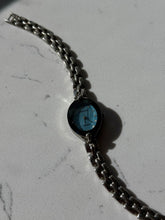 Load image into Gallery viewer, Vintage Blue Face Silver Tone Wrist Watch
