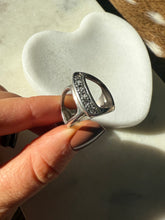Load image into Gallery viewer, Vintage Sterling Silver Ring Size 6.5
