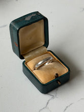Load image into Gallery viewer, Solid Sterling Silver Classic Band Ring Size 7
