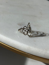 Load image into Gallery viewer, Vintage Opal Sterling Silver Ring Size 5.75
