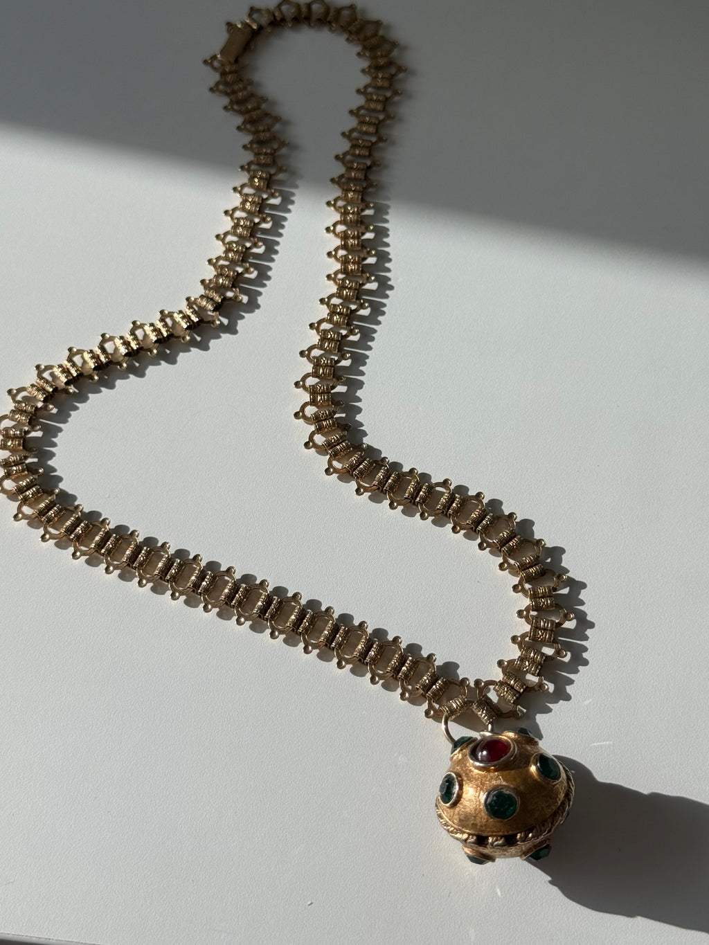 Vintage Sarah Coventry Gold Plated Bookchain Necklace 22”