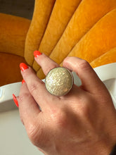 Load image into Gallery viewer, Chunky Mother of Pearl Sterling Silver Ring
