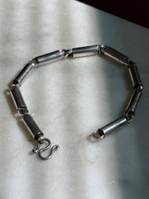Load image into Gallery viewer, Vintage Sterling Silver Bracelet 8”
