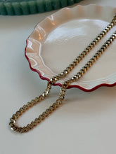 Load image into Gallery viewer, Vintage Gold Vermeil Cuban Link Chain 22”
